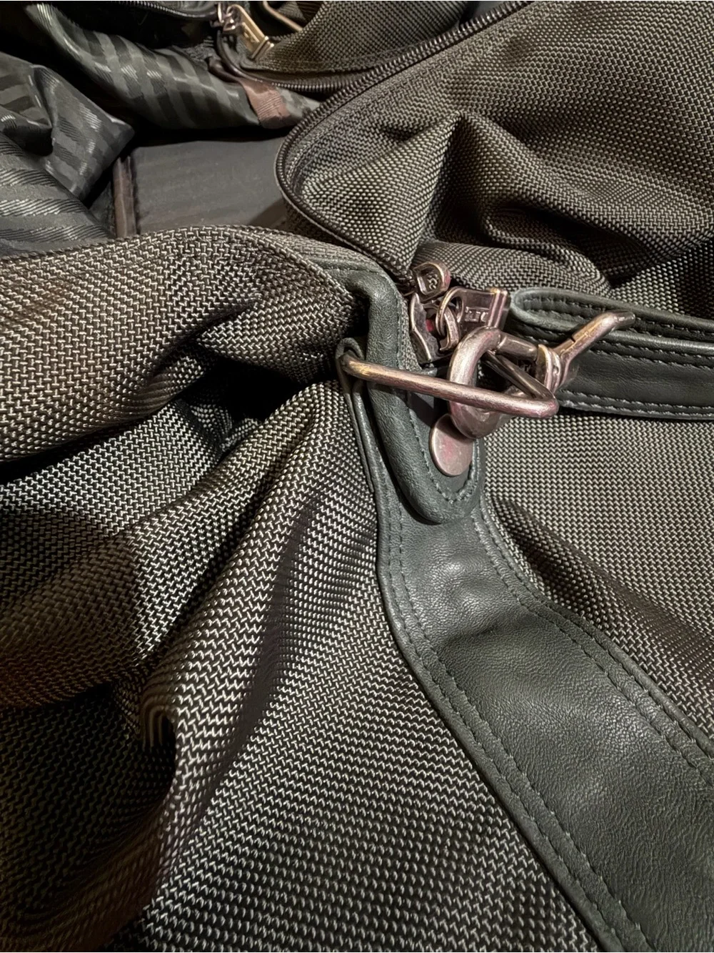 Tumi green Nylon Travel Duffel Weekender Bag with Leather Trim and ID Tag